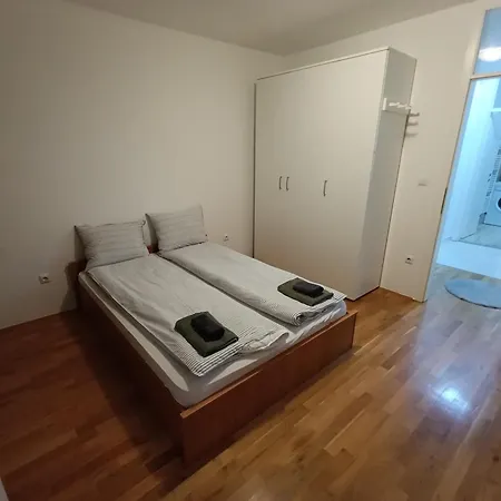 Luxapart Mejtas2 Centar Free Garage Apartman *
